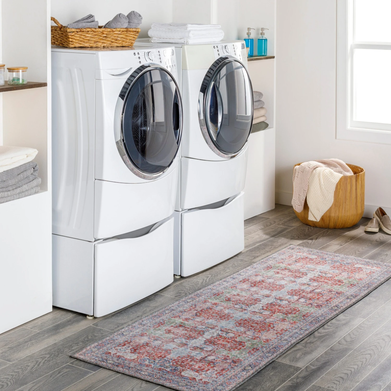 Artistic Weavers Abhishek Distressed Traditional Machine Washable Area Rug 11 Artistic Weavers Abhishek Distressed Traditional Machine Washable Area Rug - Image 11