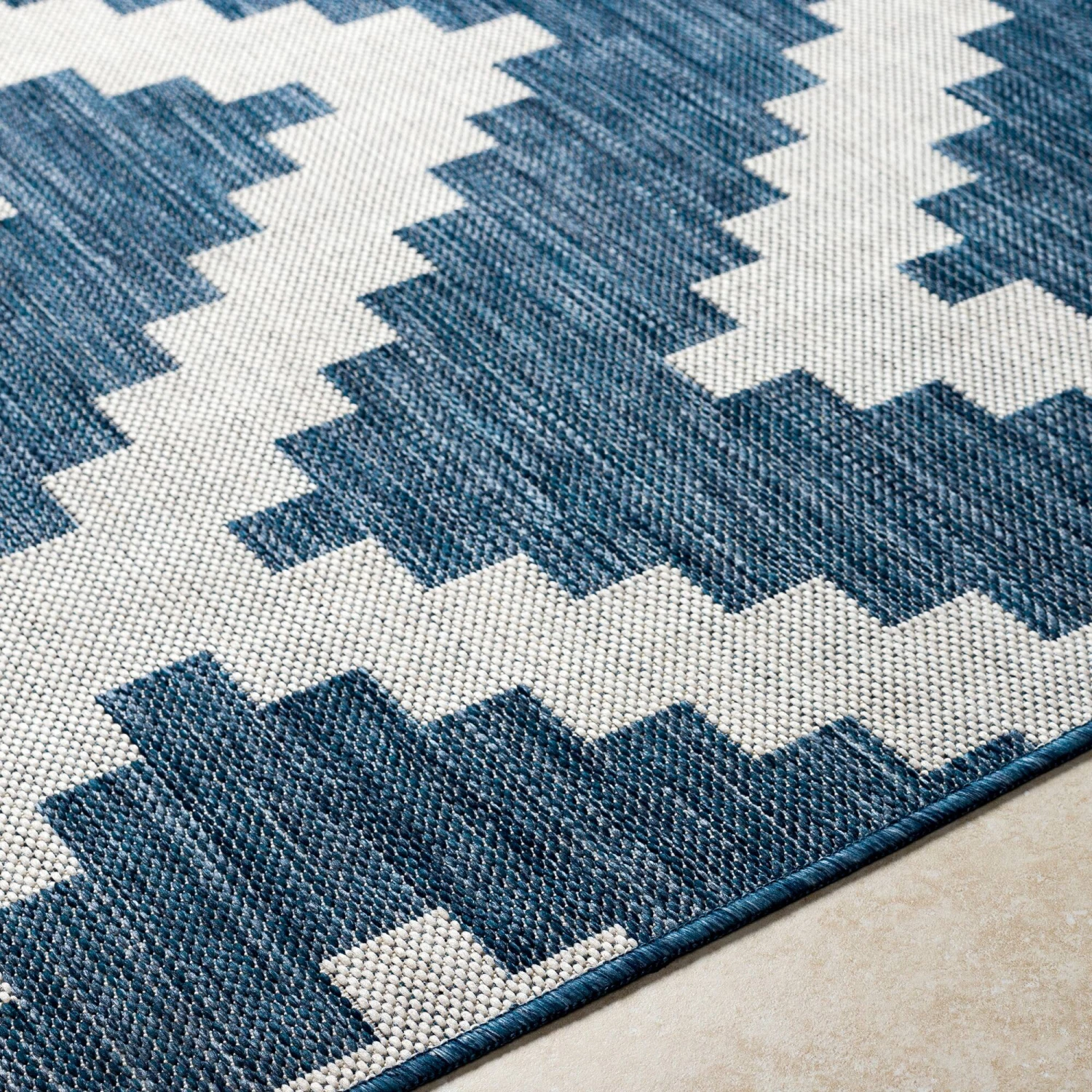 Artistic Weavers Amery Indoor/ Outdoor Chevron Area Rug 12 Artistic Weavers Amery Indoor/ Outdoor Chevron Area Rug - Image 12