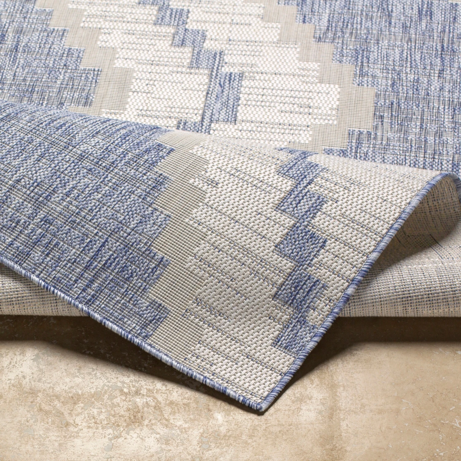 Artistic Weavers Angelita Bold Diamond Indoor/ Outdoor Area Rug 7 Artistic Weavers Angelita Bold Diamond Indoor/ Outdoor Area Rug - Image 7