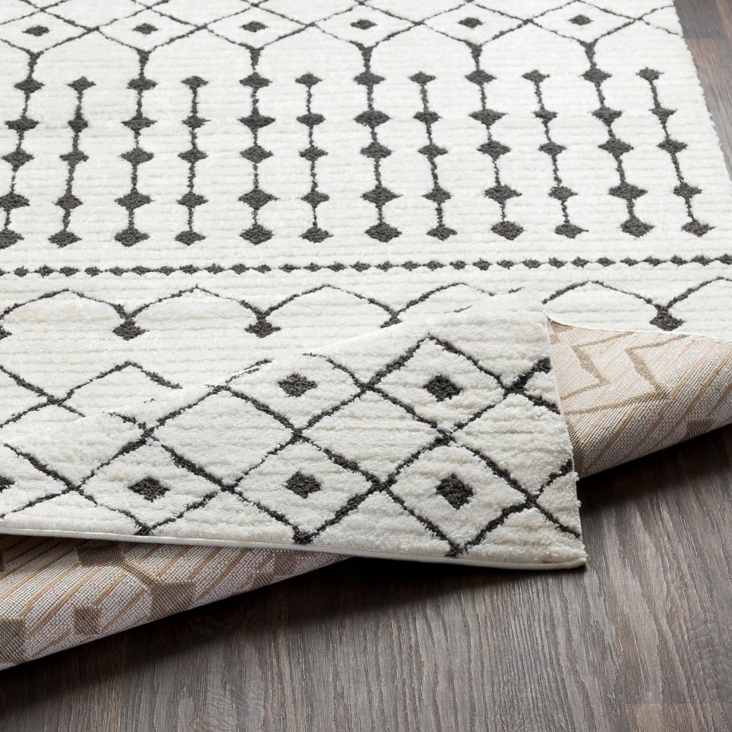 Artistic Weavers Salcedo Bohemian Textural Plush Area Rug 6 Artistic Weavers Salcedo Bohemian Textural Plush Area Rug - Image 6