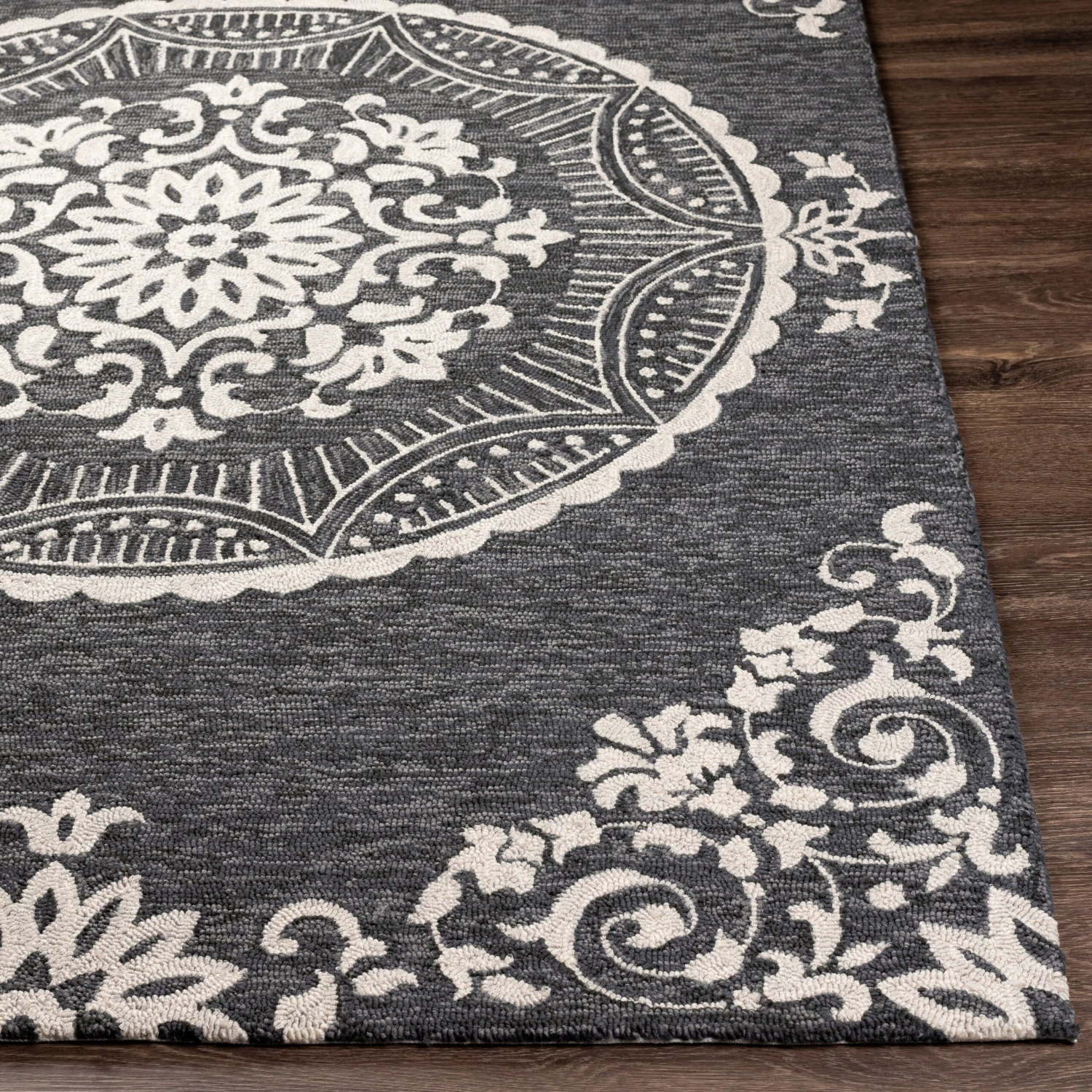 Artistic Weavers Aruba Coastal Medallion Outdoor Area Rug 4 Artistic Weavers Aruba Coastal Medallion Outdoor Area Rug - Image 4