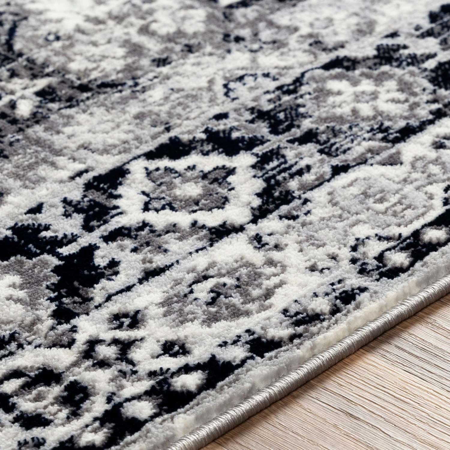 Artistic Weavers Arundell Bohemian Medallion Area Rug 19 Artistic Weavers Arundell Bohemian Medallion Area Rug - Image 19