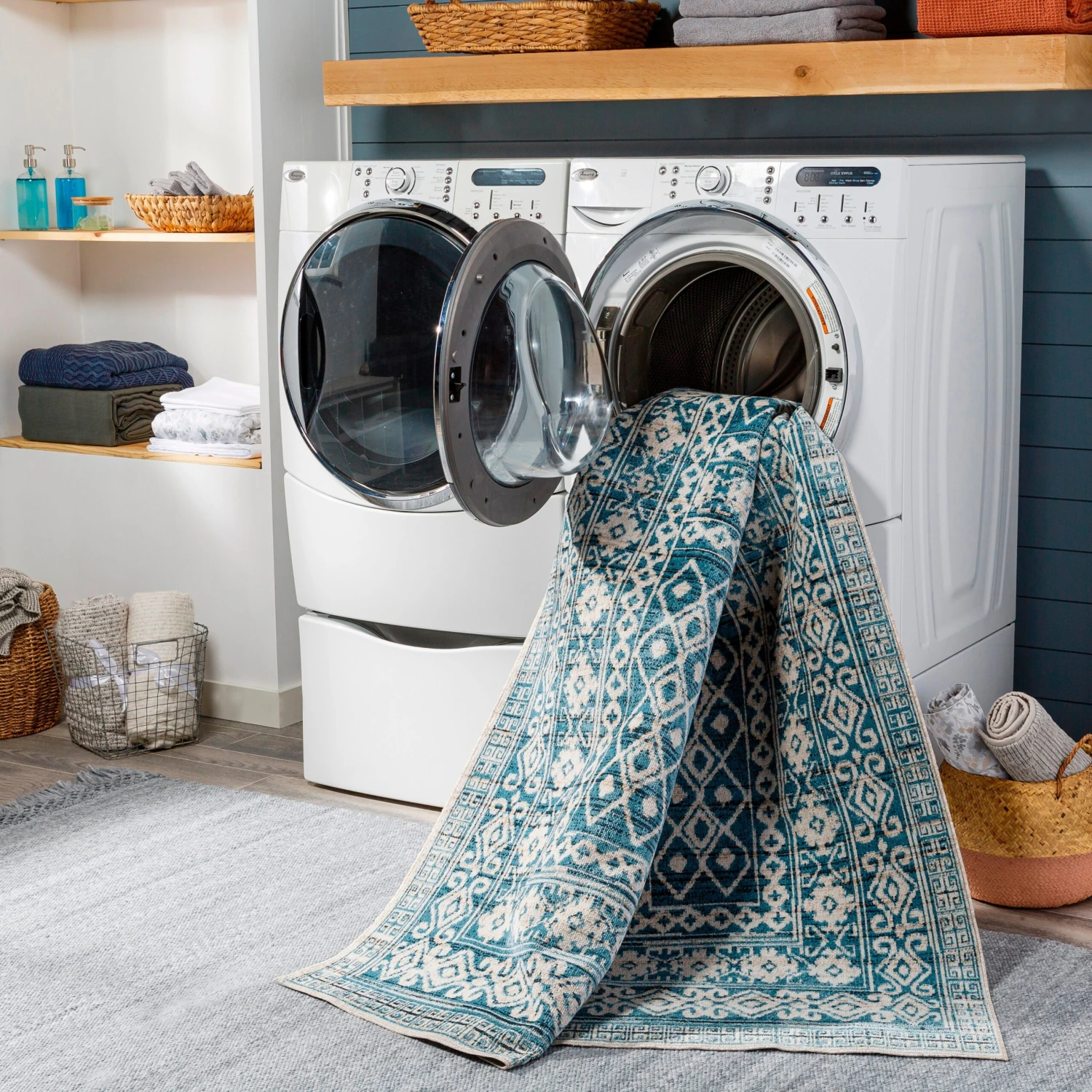 Artistic Weavers Avonia Machine Washable Bohemian Floral Area Rug 3 Artistic Weavers Avonia Machine Washable Bohemian Floral Area Rug - Image 3