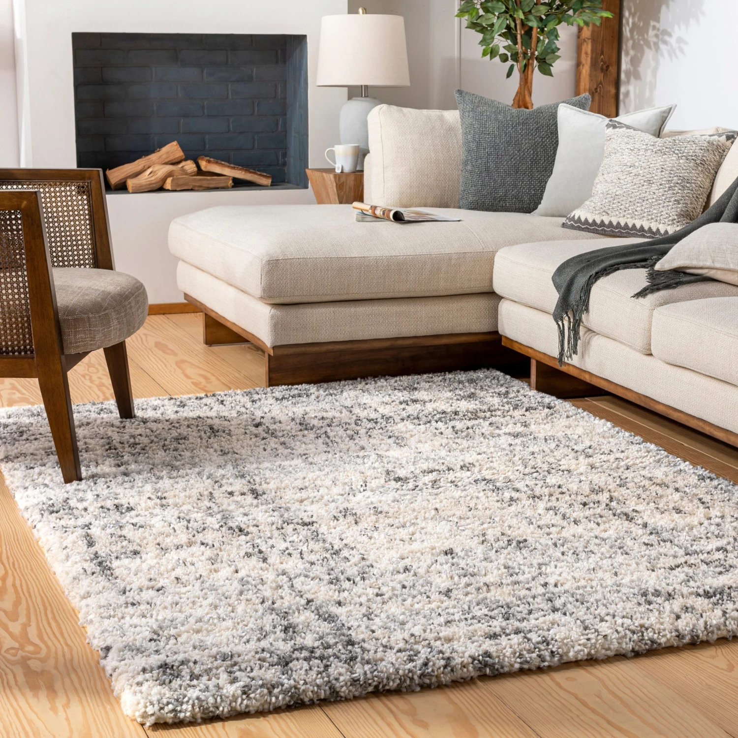 Artistic Weavers Corwin Modern Shag Rug 9 Artistic Weavers Corwin Modern Shag Rug - Image 9