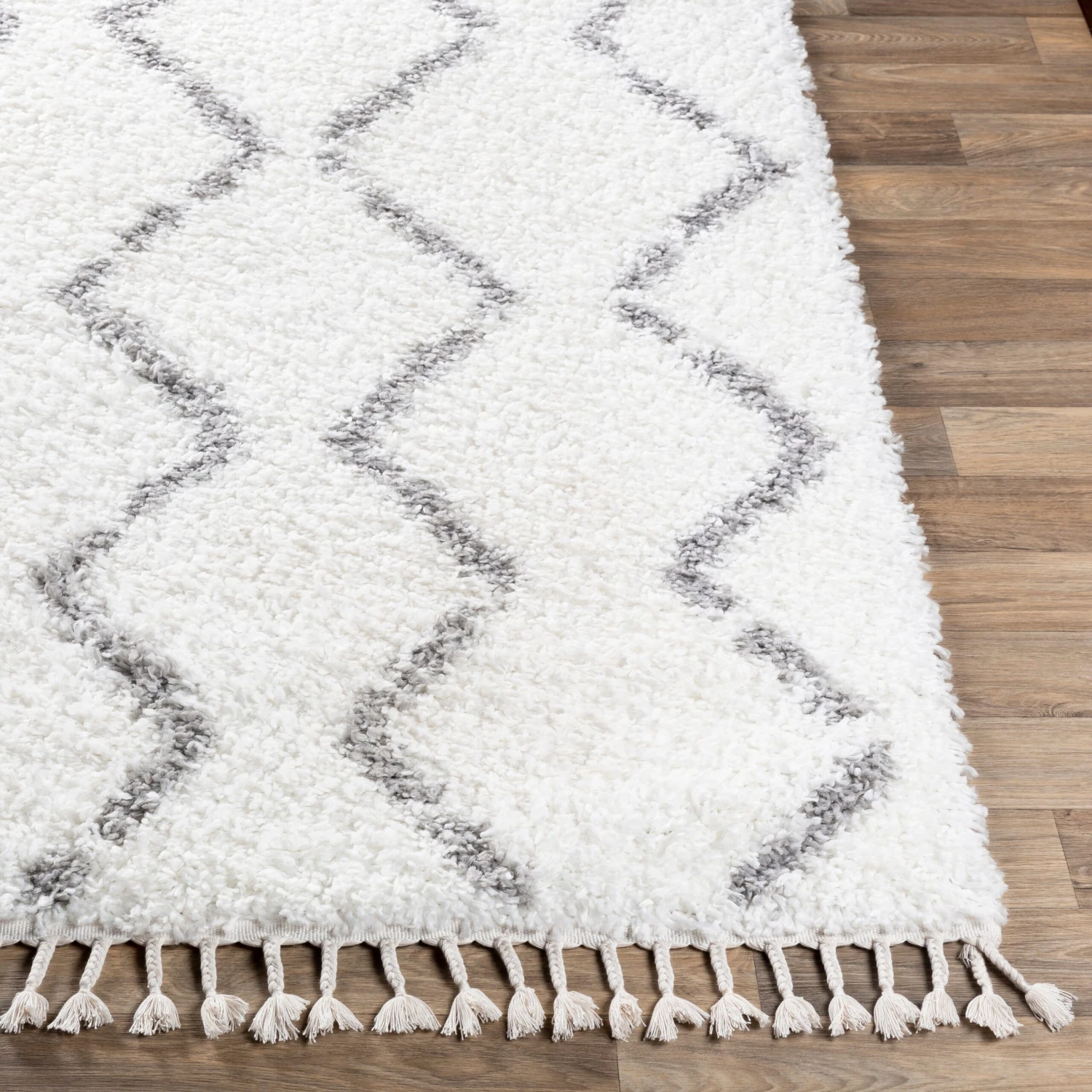 Artistic Weavers Dottie Boho Geometric Shag Area Rug 4 Artistic Weavers Dottie Boho Geometric Shag Area Rug - Image 4