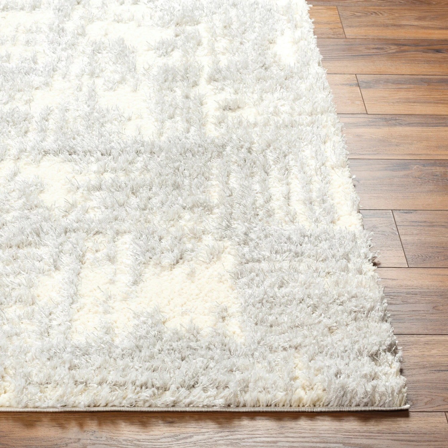 Artistic Weavers Everton Mod Crosshatch Plush Area Rug 4 Artistic Weavers Everton Mod Crosshatch Plush Area Rug - Image 4