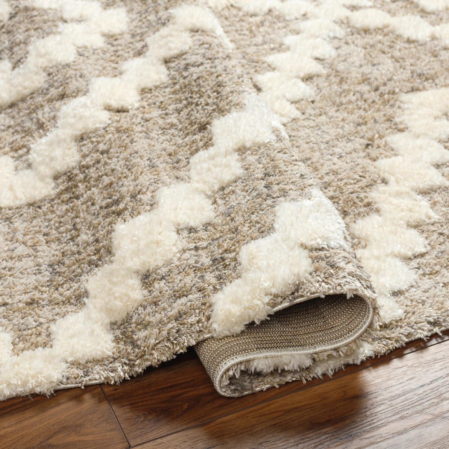 Artistic Weavers Florida Boho Diamond Plush Area Rug 10 Artistic Weavers Florida Boho Diamond Plush Area Rug - Image 10