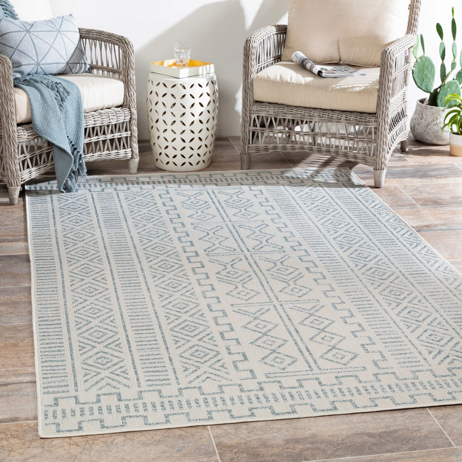 Artistic Weavers Holly Indoor / Outdoor Tribal Area Rug 2 Artistic Weavers Holly Indoor / Outdoor Tribal Area Rug - Image 2