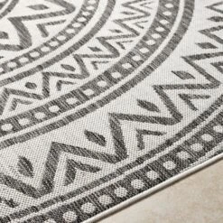 Artistic Weavers Hurley Indoor/ Outdoor Mandala Area Rug 34 Artistic Weavers Hurley Indoor/ Outdoor Mandala Area Rug -Artistic Weavers Hurley Indoor Outdoor Mandala Area Rug 14
