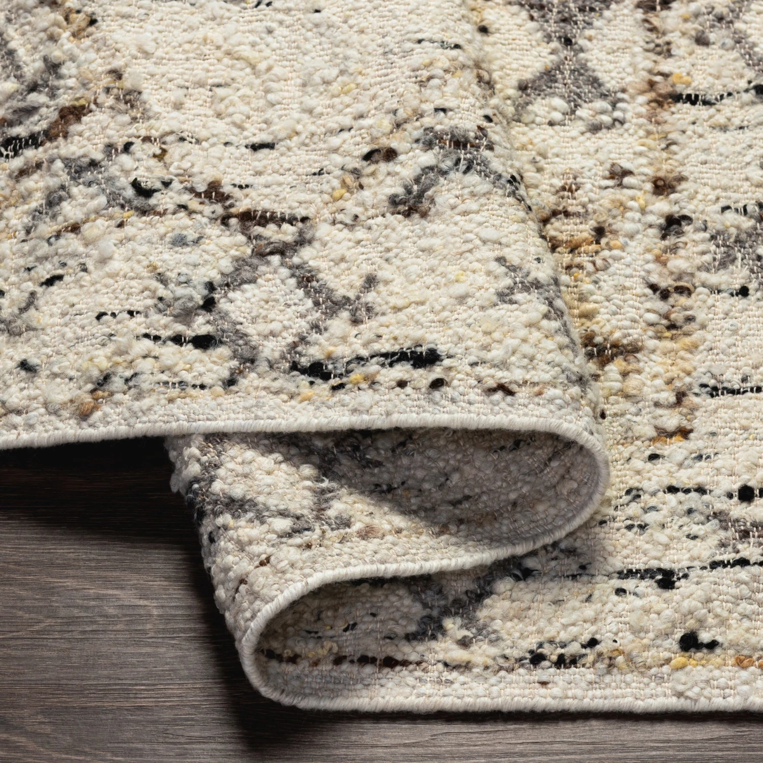 Artistic Weavers Ishvi Handmade Bohemian Diamond Wool Area Rug 5 Artistic Weavers Ishvi Handmade Bohemian Diamond Wool Area Rug - Image 5