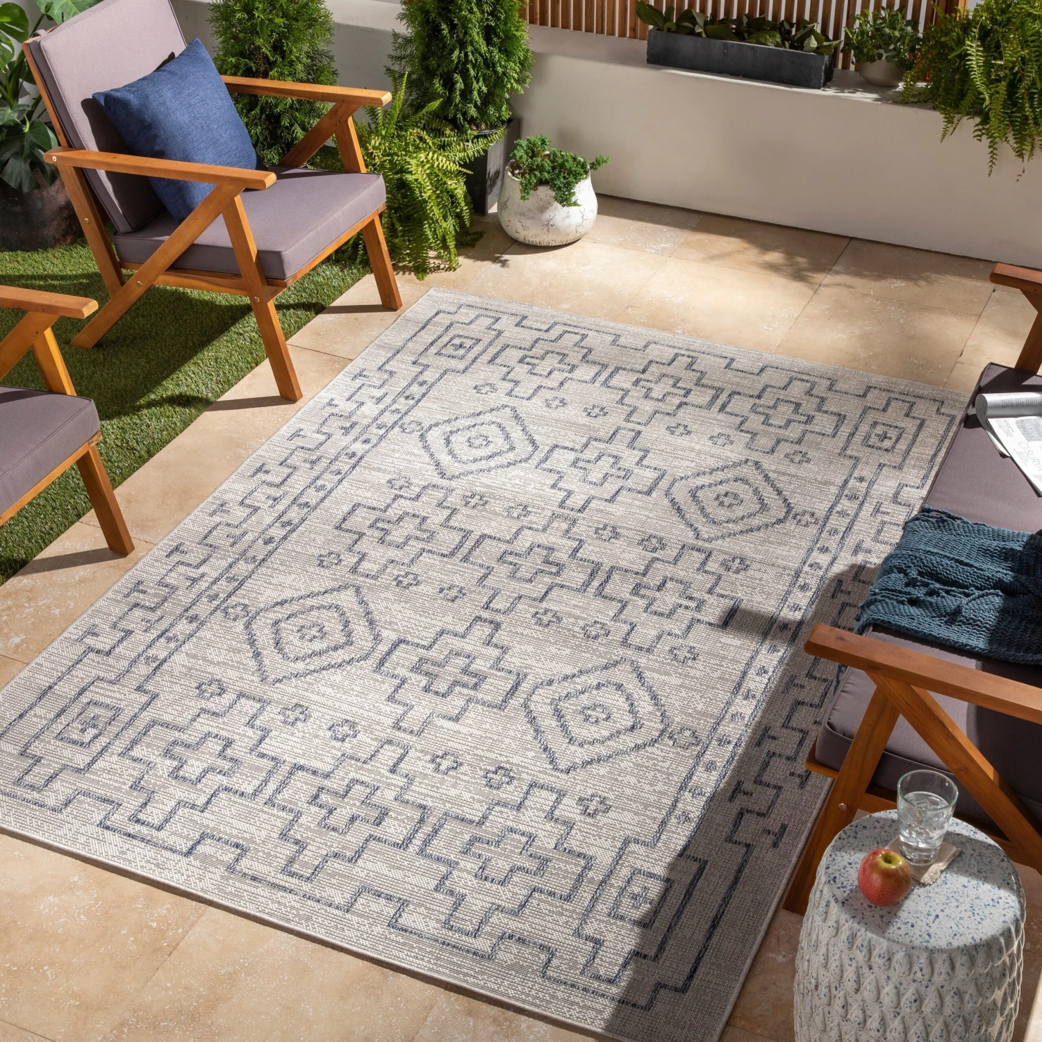 Artistic Weavers Lynton Southwestern Border Indoor/ Outdoor Area Rug 5 Artistic Weavers Lynton Southwestern Border Indoor/ Outdoor Area Rug - Image 5