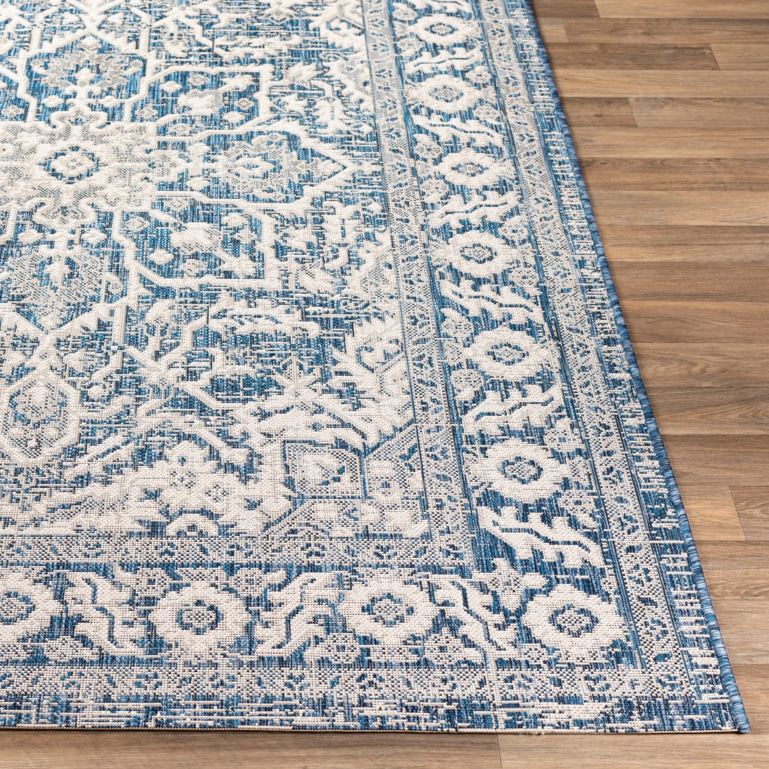 Artistic Weavers Peregrine Indoor/ Outdoor Updated Medallion Area Rug 4 Artistic Weavers Peregrine Indoor/ Outdoor Updated Medallion Area Rug - Image 4