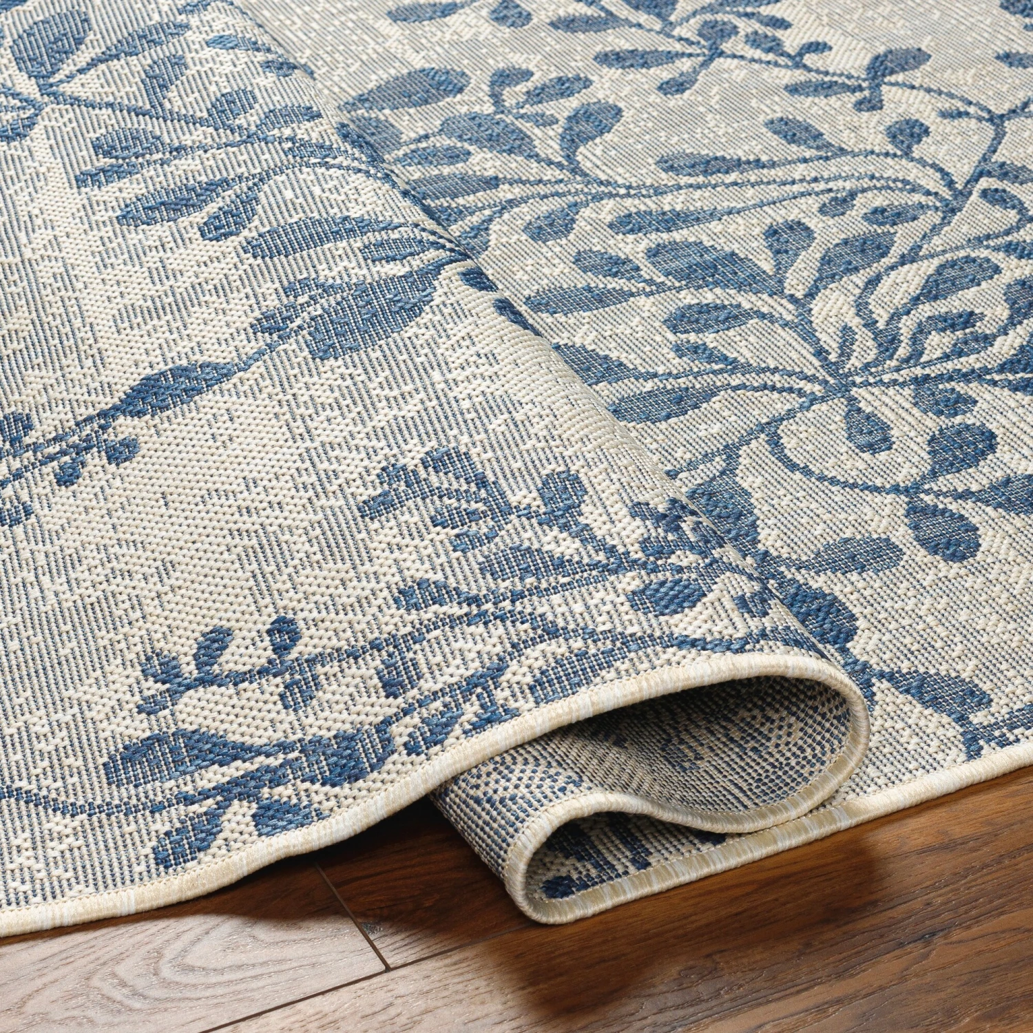 Artistic Weavers Ravello Shabby Chic Floral Indoor/ Outdoor Area Rug 11 Artistic Weavers Ravello Shabby Chic Floral Indoor/ Outdoor Area Rug - Image 11