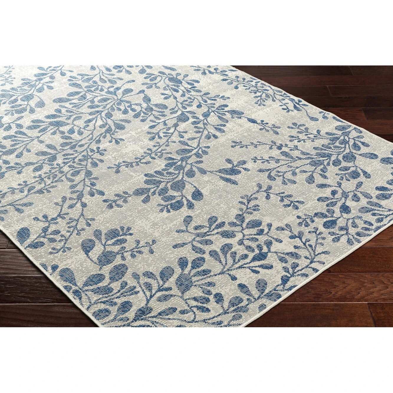 Artistic Weavers Ravello Shabby Chic Floral Indoor/ Outdoor Area Rug 13 Artistic Weavers Ravello Shabby Chic Floral Indoor/ Outdoor Area Rug - Image 13