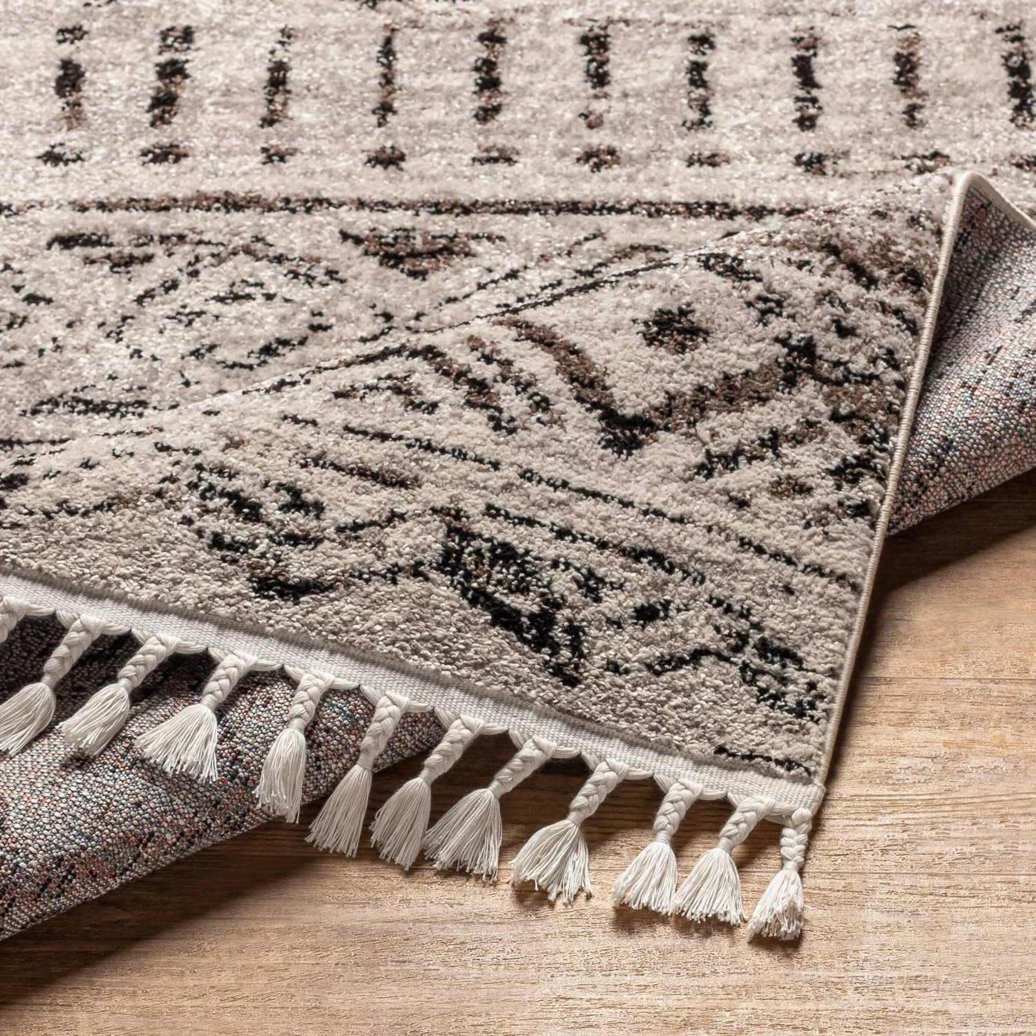 Artistic Weavers Sakina Bohemian Geometric Area Rug 12 Artistic Weavers Sakina Bohemian Geometric Area Rug - Image 12