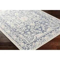Artistic Weavers San Diego Classic Indoor / Outdoor Area Rug