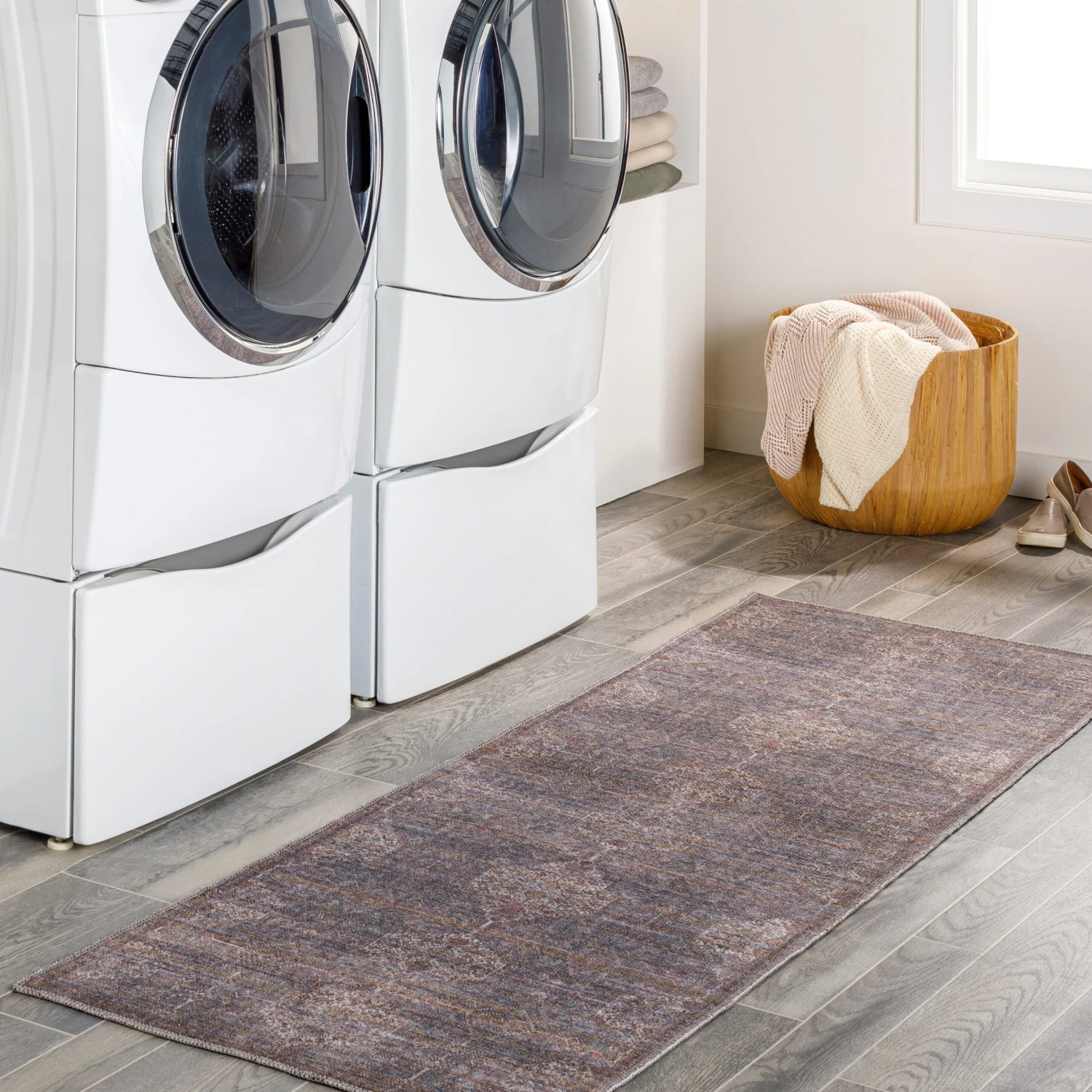 Artistic Weavers Sani Traditional Medallion Machine Washable Area Rug 7 Artistic Weavers Sani Traditional Medallion Machine Washable Area Rug - Image 7