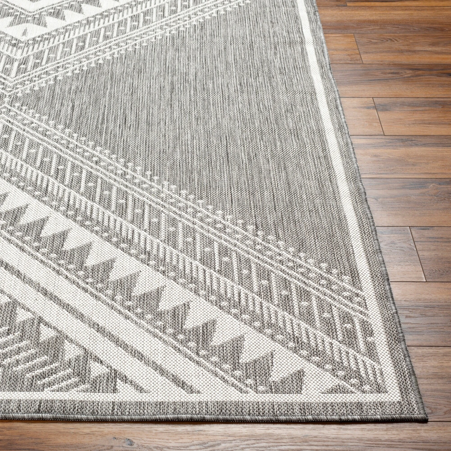 Artistic Weavers Searia Indoor/ Outdoor Boho Diamond Area Rug 4 Artistic Weavers Searia Indoor/ Outdoor Boho Diamond Area Rug - Image 4