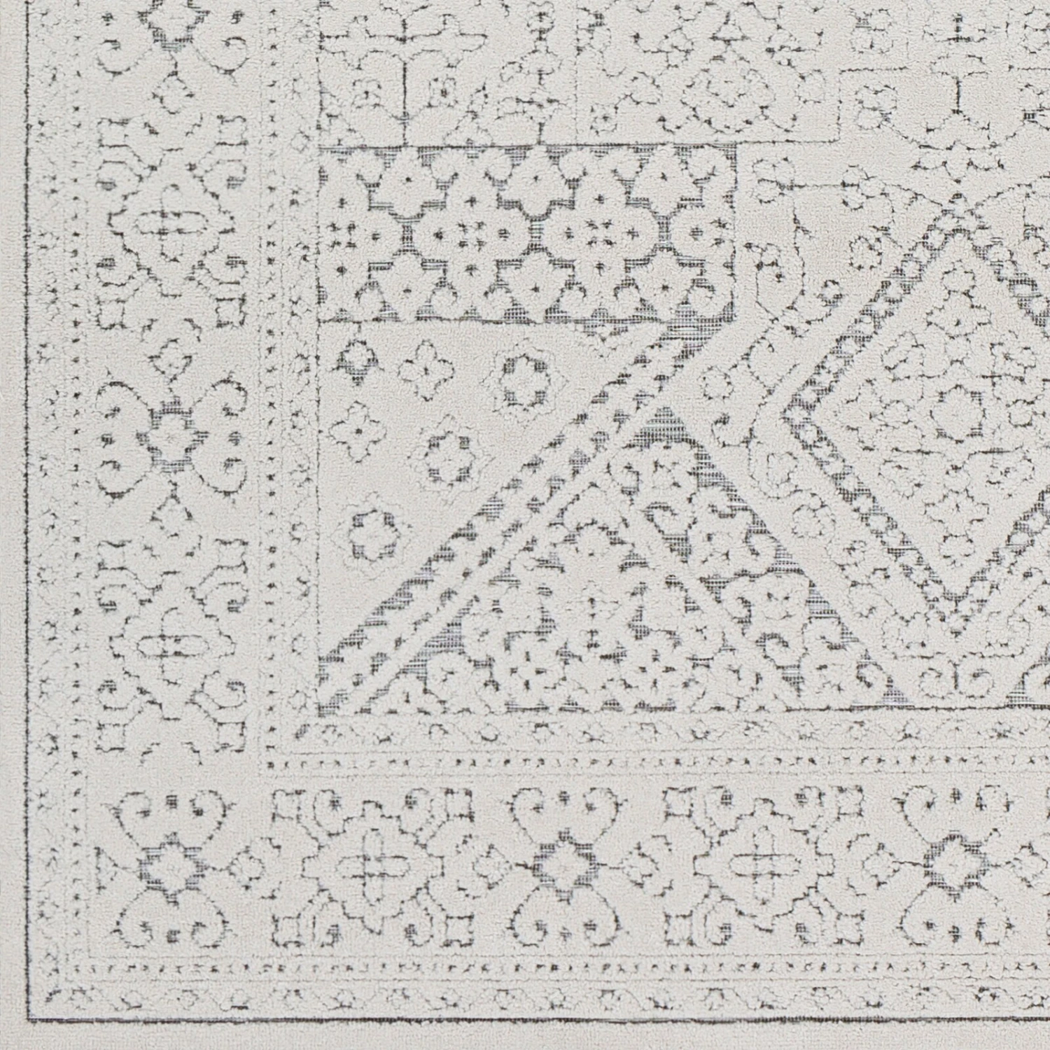 Artistic Weavers Sylville Indoor/ Outdoor Traditional Area Rug 1 Artistic Weavers Sylville Indoor/ Outdoor Traditional Area Rug