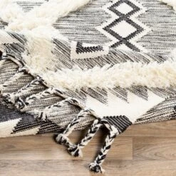 Artistic Weavers Topanga Handmade Wool Scandinavian Tassel Area Rug -Artistic Weavers Topanga Handmade Wool Scandinavian Tassel Area Rug 11