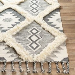 Artistic Weavers Topanga Handmade Wool Scandinavian Tassel Area Rug -Artistic Weavers Topanga Handmade Wool Scandinavian Tassel Area Rug 9