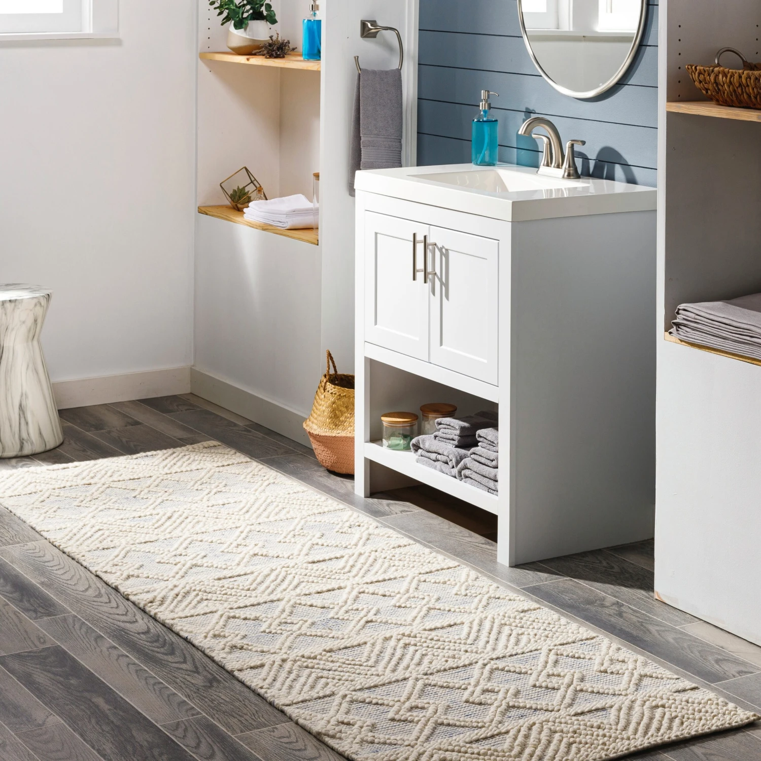 Artistic Weavers Torin Handmade Ivory/Blue Rustic Wool Area Rug 6 Artistic Weavers Torin Handmade Ivory/Blue Rustic Wool Area Rug - Image 6