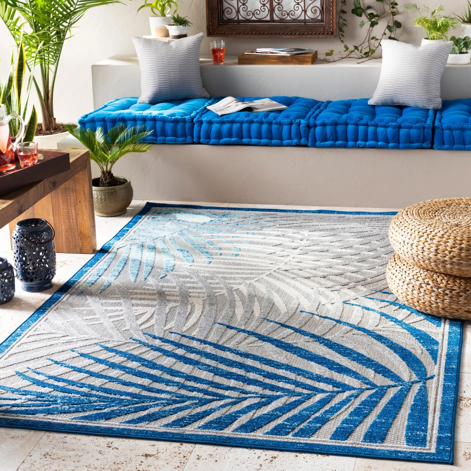 Artistic Weavers Valmont Tropical Indoor/ Outdoor Area Rug 2 Artistic Weavers Valmont Tropical Indoor/ Outdoor Area Rug - Image 2