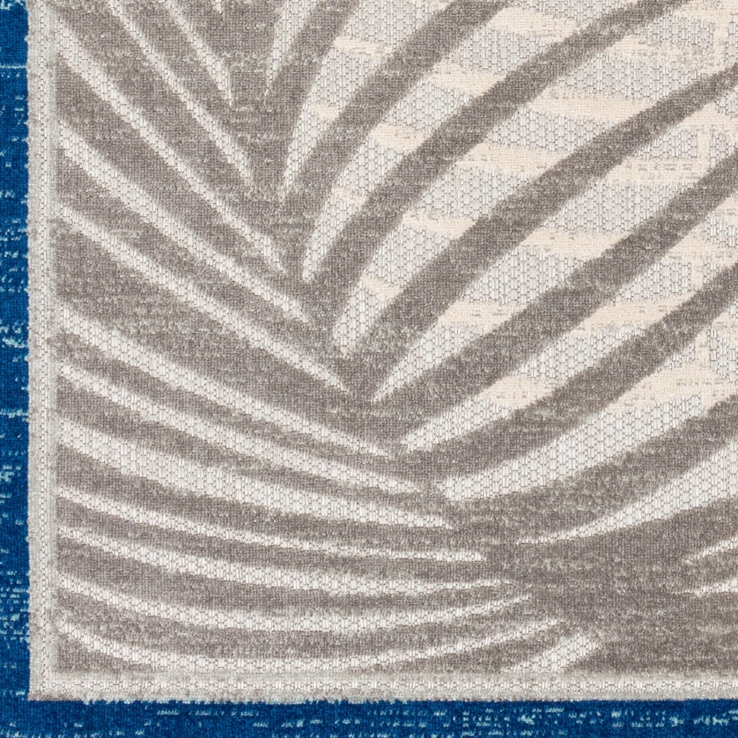Artistic Weavers Valmont Tropical Indoor/ Outdoor Area Rug 6 Artistic Weavers Valmont Tropical Indoor/ Outdoor Area Rug - Image 6