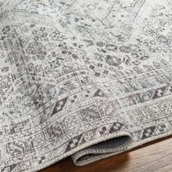 Artistic Weavers Verninac Distressed Medallion Printed Washable Rug 39 Artistic Weavers Verninac Distressed Medallion Printed Washable Rug -Artistic Weavers Verninac Distressed Medallion Printed Washable Rug 19
