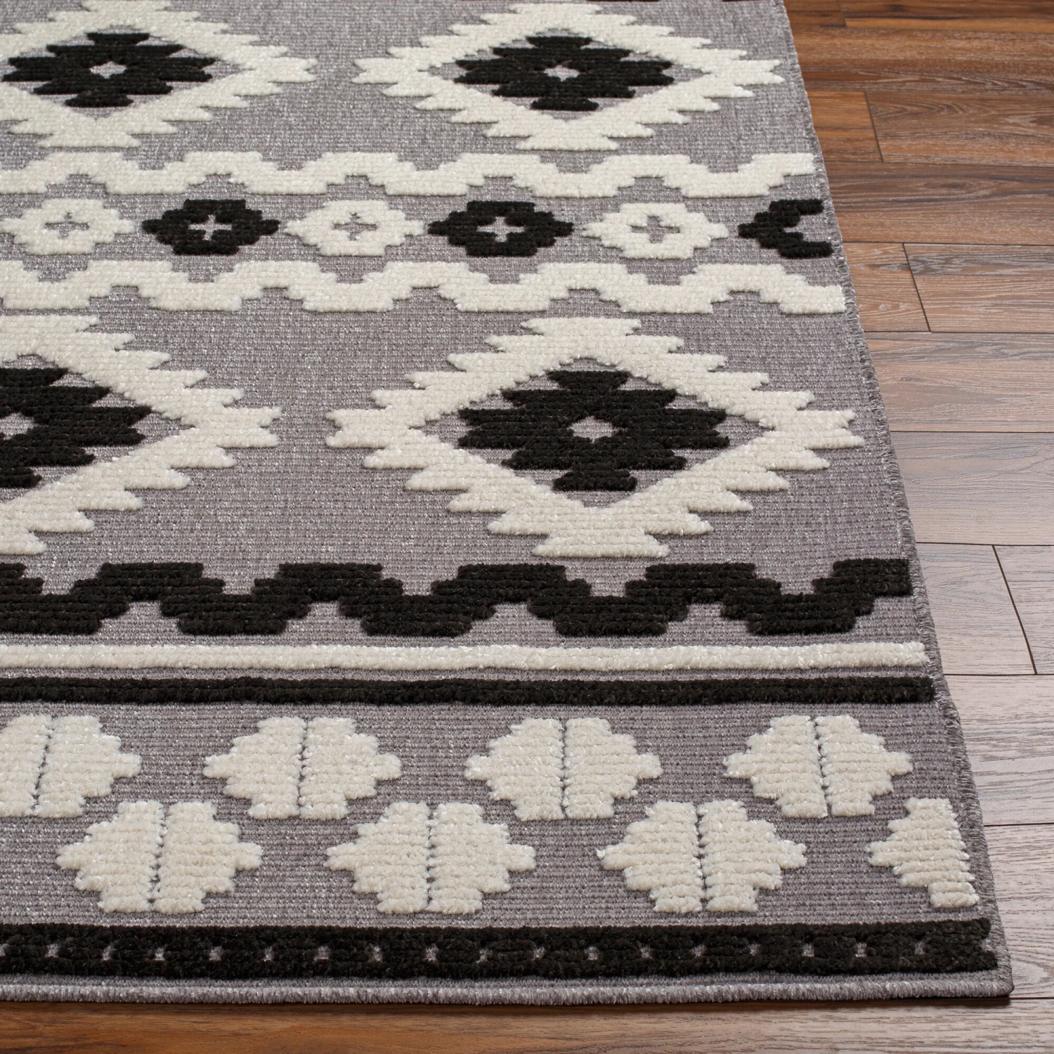 Artistic Weavers Wynne Machine Washable Southwestern Area Rug 4 Artistic Weavers Wynne Machine Washable Southwestern Area Rug - Image 4