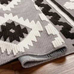 Artistic Weavers Wynne Machine Washable Southwestern Area Rug 13 Artistic Weavers Wynne Machine Washable Southwestern Area Rug -Artistic Weavers Wynne Machine Washable Southwestern Area Rug 4